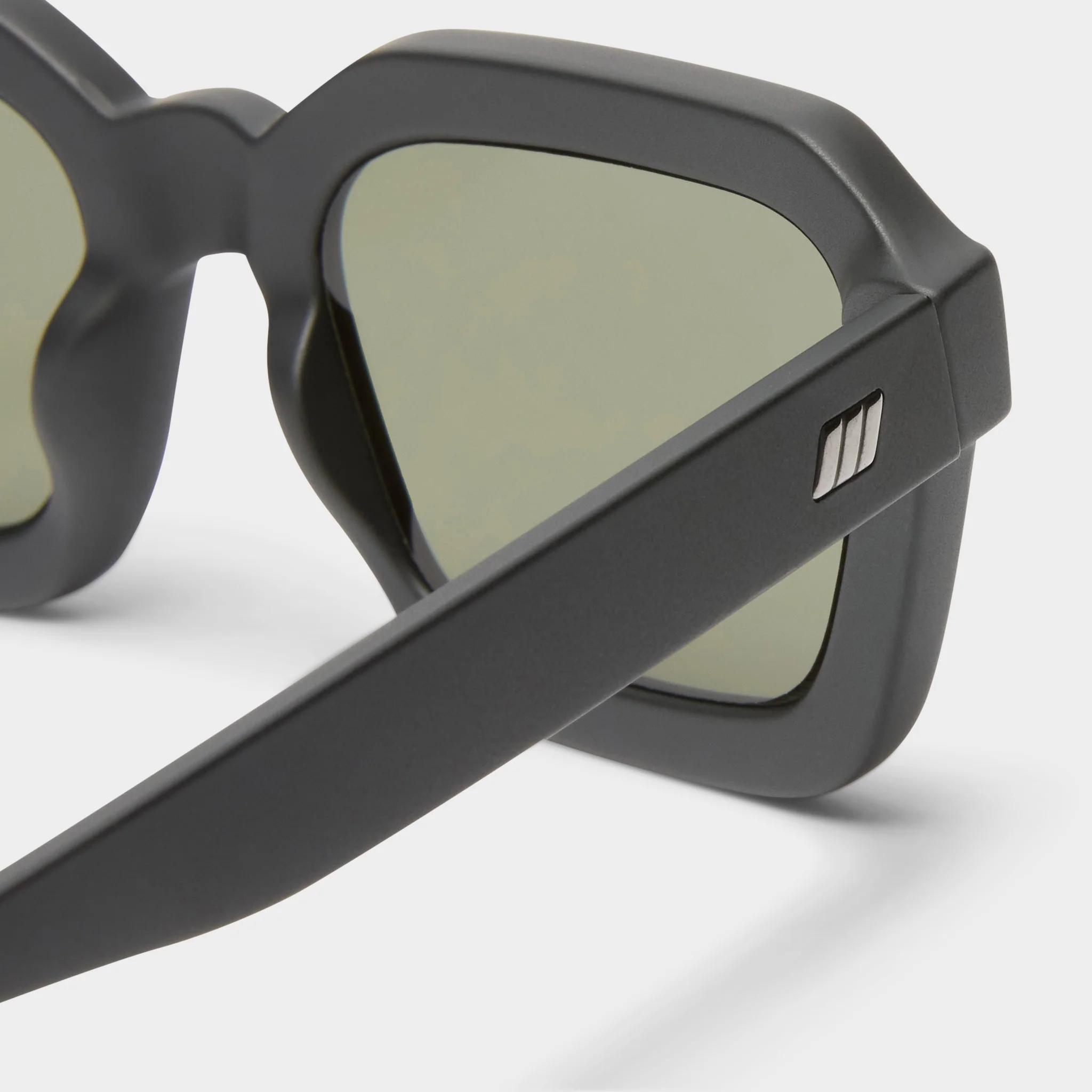 IMPOSSIBLE | MATTE BLACK - Image 4