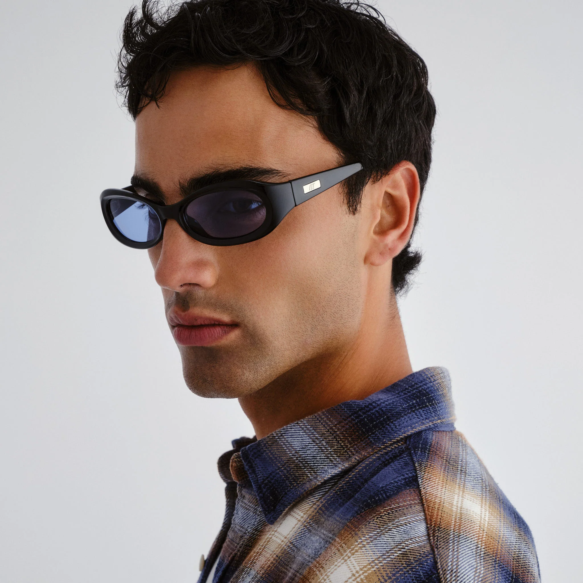 NIGHTCRAWLER | BLACK COBALT TINT - Image 6